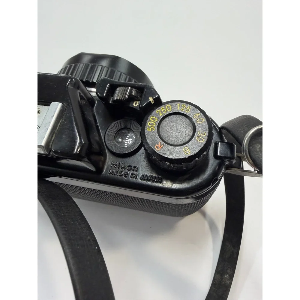 Nikon Nikonos III 35mm Underwater Film Camera with Nikkor 35mm f2.5 Lens Black